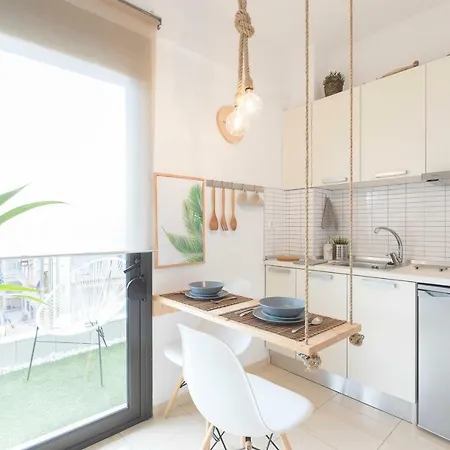 Apartment F & B Collection - Escape Avenue *